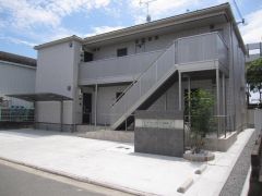 ���Ɍ������s����2����3-22�̃A�p�[�g�̌����O��