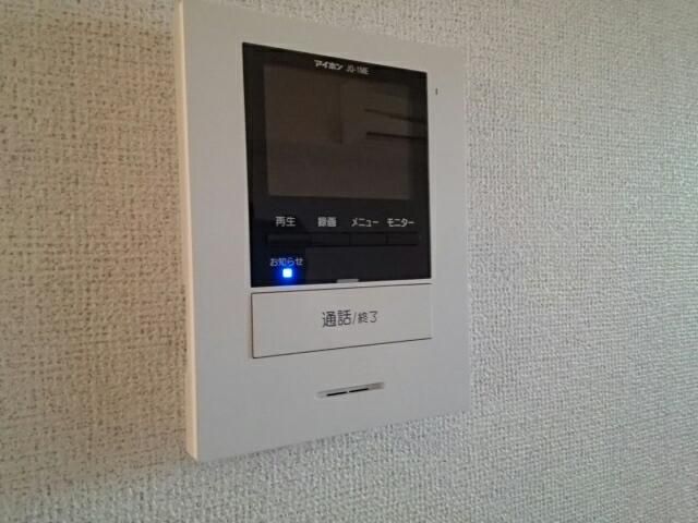 y̑ݔz@J[TVhAz