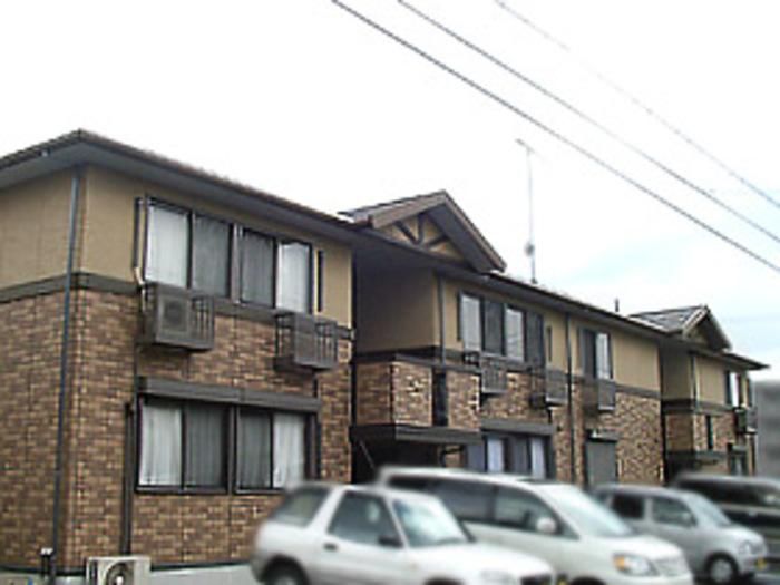 ���Ɍ������s�_��4-4-15�̃A�p�[�g�̌����O��