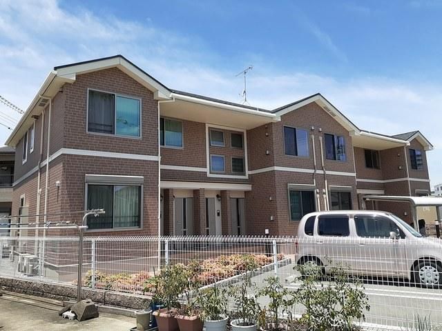 ���Ɍ������s�ēc���ēc76-1�̃A�p�[�g�̌����O��