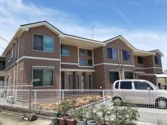 ���Ɍ������s�ēc���ēc76-1�̃A�p�[�g�̌����O��