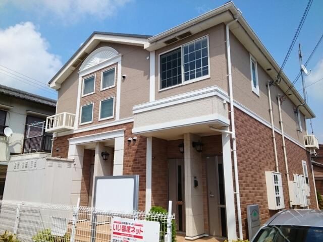 ���Ɍ����Ð�s�ēc���D��403-3�̃A�p�[�g�̌����O��