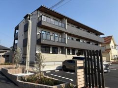 ���Ɍ����Ð�s�������V�݉�605-3�̃A�p�[�g�̌����O��