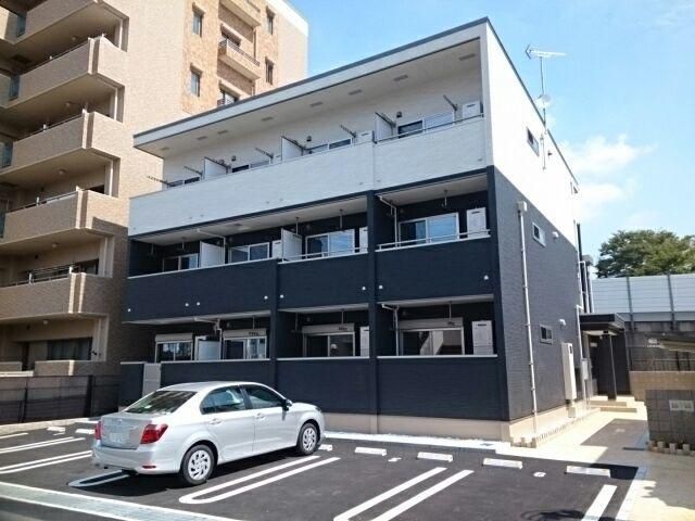 ���Ɍ����Ð�s�������V�݉�1376-1�̃A�p�[�g�̌����O��