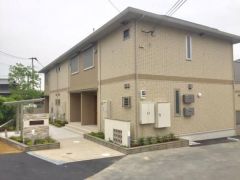 ���Ɍ������s�ēc���ēc891-3�̃A�p�[�g�̌����O��