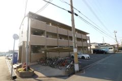 ���Ɍ����Ð�s�ʕ{���Β�37�̃A�p�[�g�̌����O��