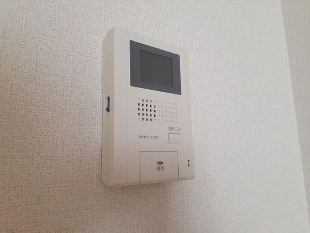 y̑ݔz@R