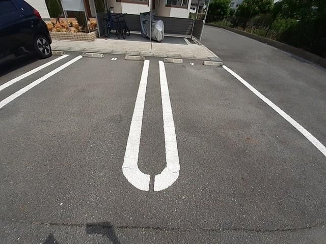 yԏz@