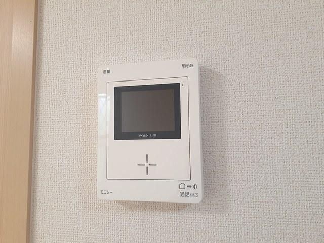 y̑ݔz@