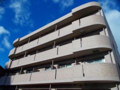 ���Ɍ����Ð�s���Ð쒬�{��18-1�̃A�p�[�g�̌����O��